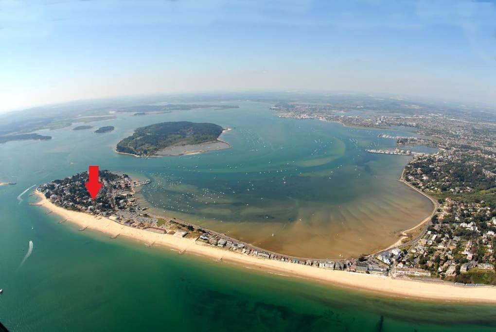 Spacious Sandbanks Apartment Near Beach And Bars With Free Parking Poole Eksteriør billede