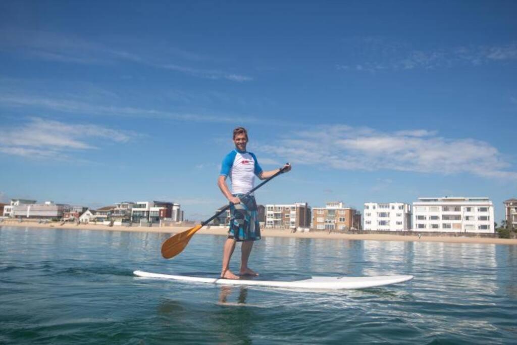 Spacious Sandbanks Apartment Near Beach And Bars With Free Parking Poole Eksteriør billede